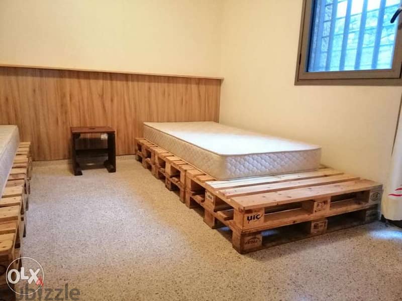Pallets bed wood decorative تخت خشب طبالي مفرد 120 2