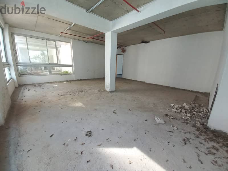 AH22-781 Office for Sale in Beirut, Achrafieh, 129 m2, $297,000 cash 1