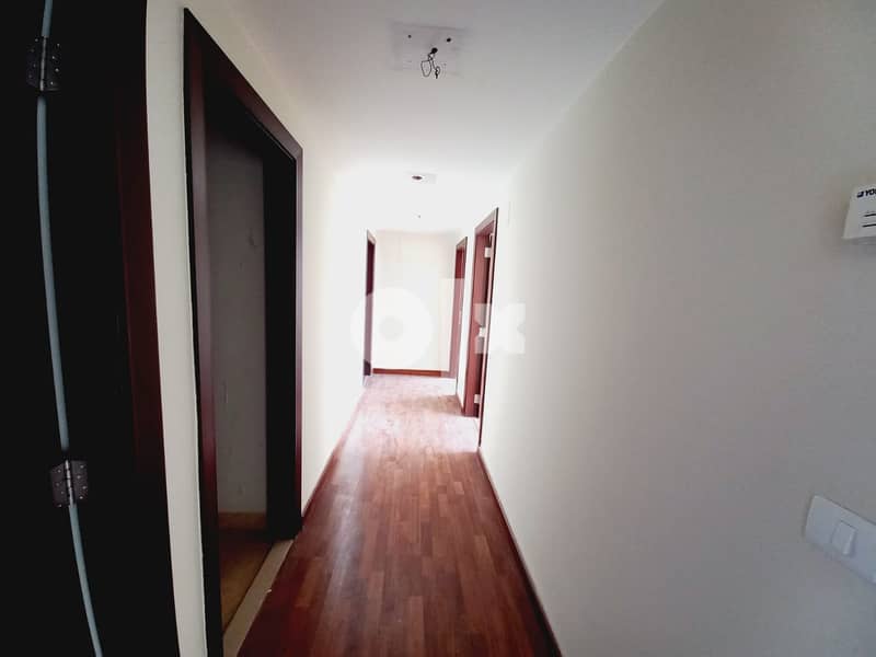 AH22-782  Luxurious Office for rent in Rawche, $2,166 3