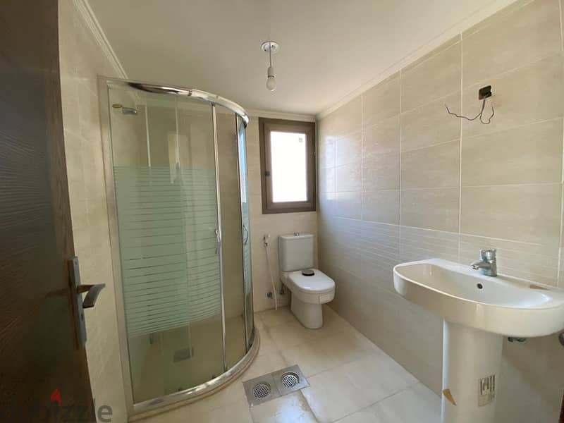 R999 Splendid Apartment for Rent in Hamra 10