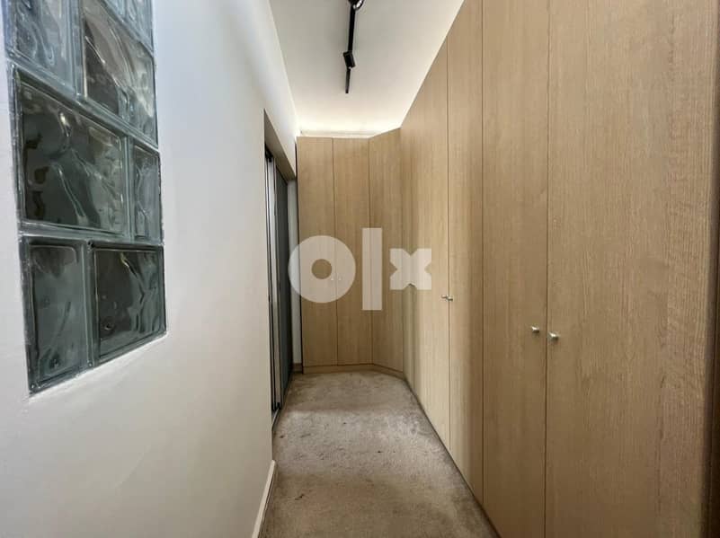 L09064-Beautiful apartment for Sale in Achrafieh with Open View 1