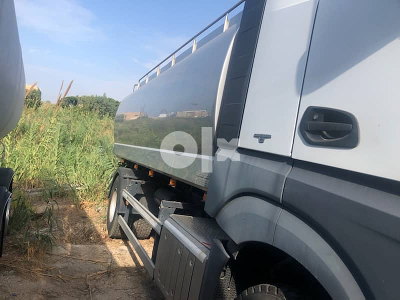 Mercedes actros water tank 5