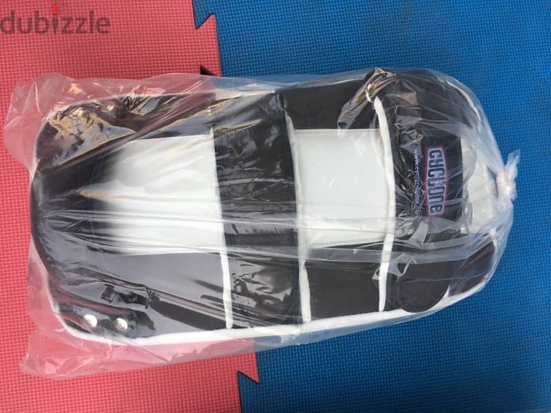 boxing  pads cyclone new very good quality 70/443573 whatsapp RODGE 1