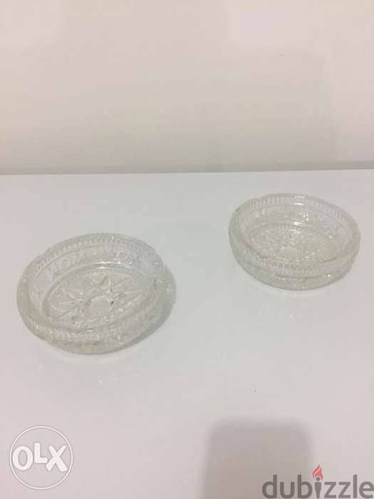 Antique pair of cristal ashtrays 0