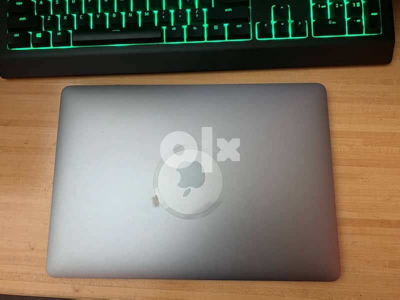 Apple Macbook Pro 13.3 Inch 2