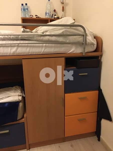 Double bed with 7 big drawers 1