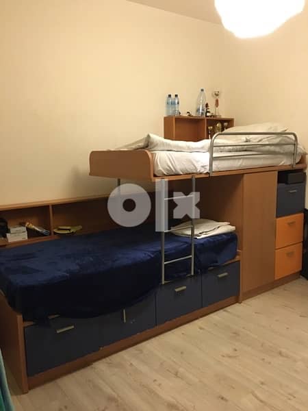 Double bed with 7 big drawers 2