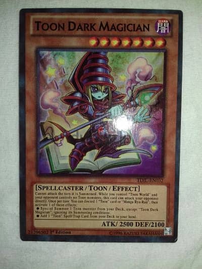 Yugioh Toon Dark Magician card