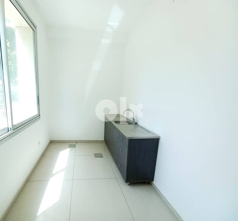 AH22-810  Office for rent in Beirut, Sin El fil , 442 m2, $4,167 cash 2