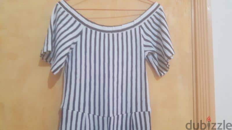 Striped overall jumpsuit medium to large اوفرول 1