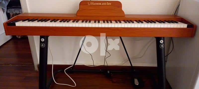 portable piano 1