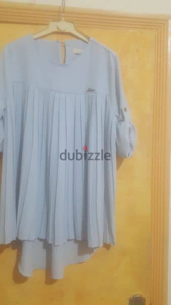 baby blue pleated top blouse xs بلوزة مكسرة 1