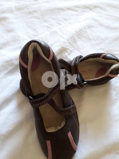 shoes brand stride rite size 30