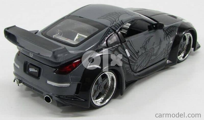 Nissan 350z diecast car model 1:24. 3