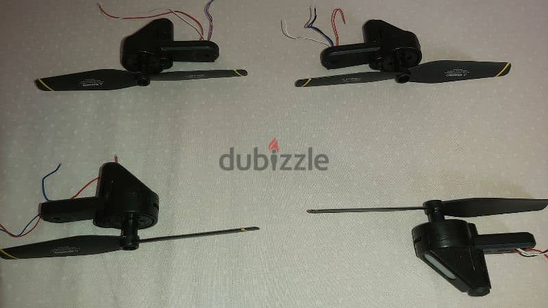 Drone arms for SG700 with motors and propeller 1