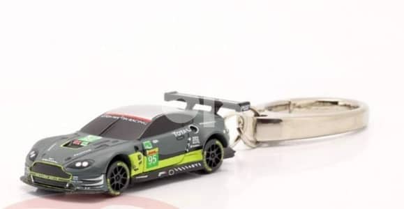 Aston Martin GTE diecast car model 1:87.