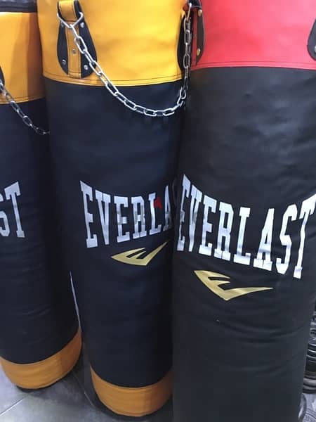 boxing bag everlast new we have also all sports equipment RODGE 1