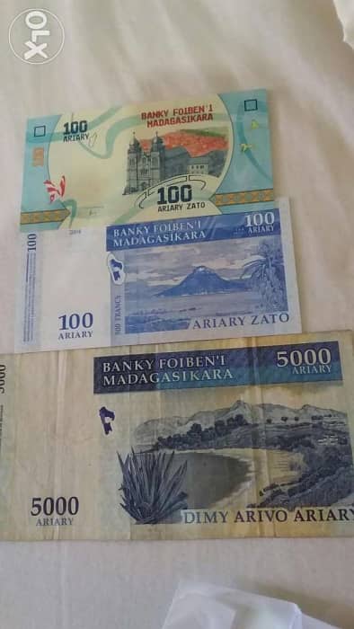 Set of 3 banknotes Madagascar island in Indian Oceanمدغشقر جزيرة 1