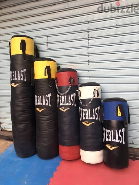 boxing bag everlast new very good quality 70/443573 whatsapp RODGE 2