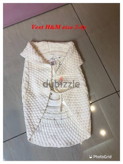 vest H&M size 2-4 for (100.000LL)