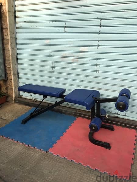 leg extension leg curl and bench all level in the same time like new 4