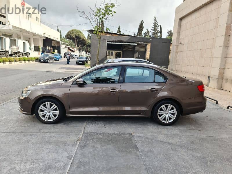 volkswagen Jetta Model 2016 Company Source And Maintenance 1 owner 6
