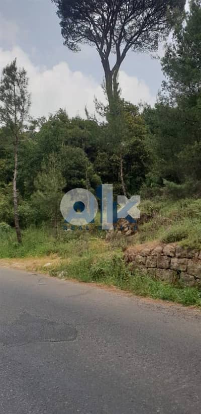 LAND 915 Sq. FOR SALE In QENNEBIT BAABDAT! ارض للبيع في قنابة بعبدات