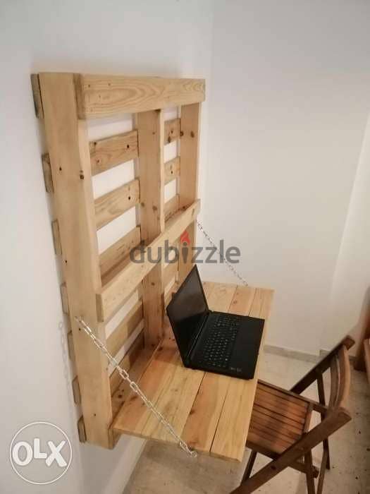 Wall laptop wood Pallet stand table ستاند طاولة حيط لابتوب 5