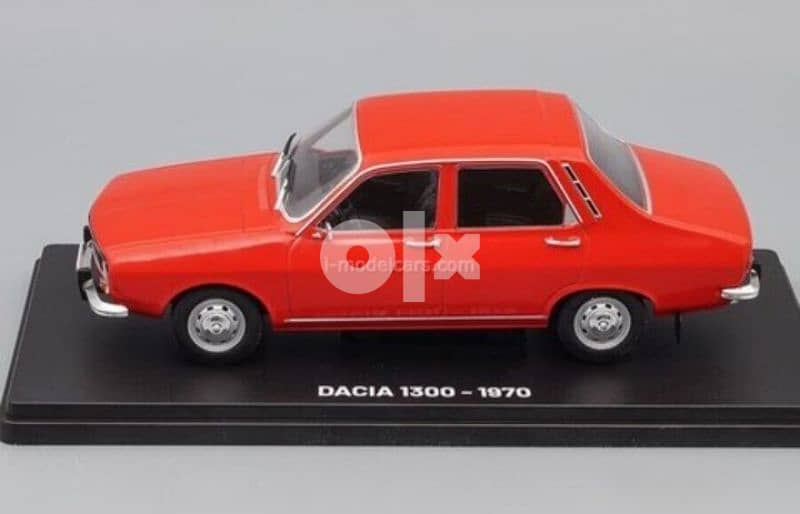 Dacia 1300 (1970) diecast car model 1/24 4