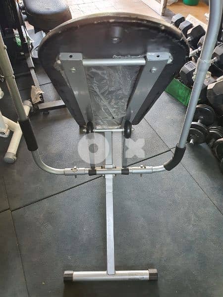 Adjustable bench press Like New 03027072 بنش متحرك 2