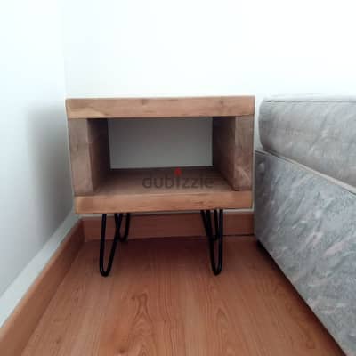 side table made feom natural pine wood كومود جنب التخت خشب طبيعي