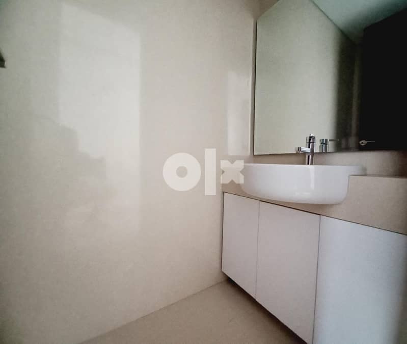 AH22-851 Apt for rent in Sodeco,368 m2,$3600 cash(24/7 Electricity) 9