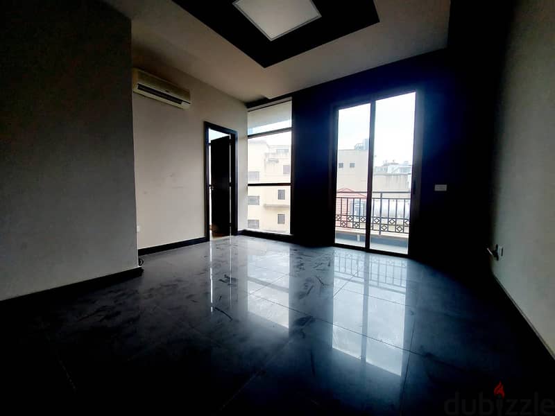 JH22-859 Office 60m accommodation for rent in Saifi ,Beirut, $666 cash 4