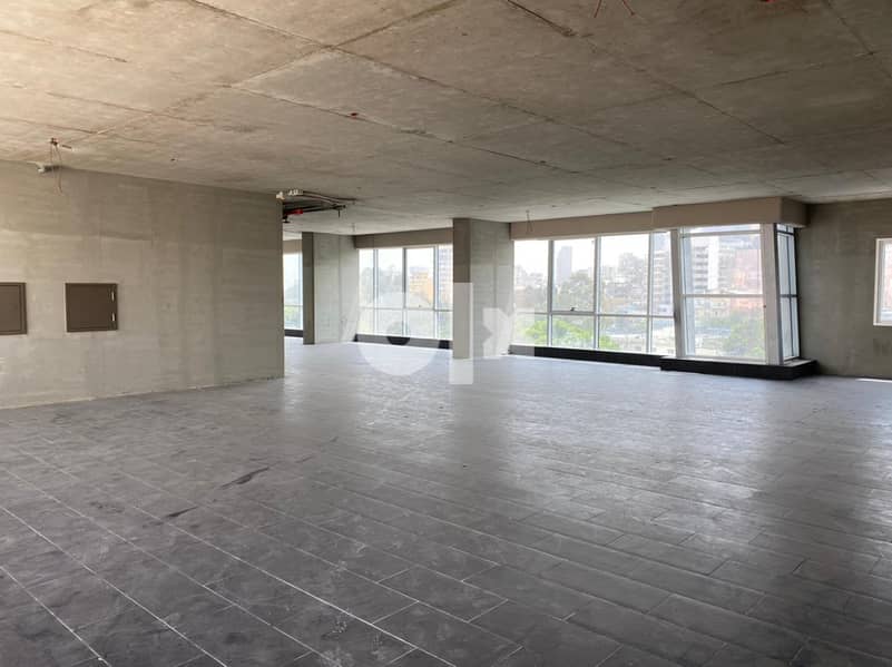 L09221-Open space Office for Sale in Achrafieh 3
