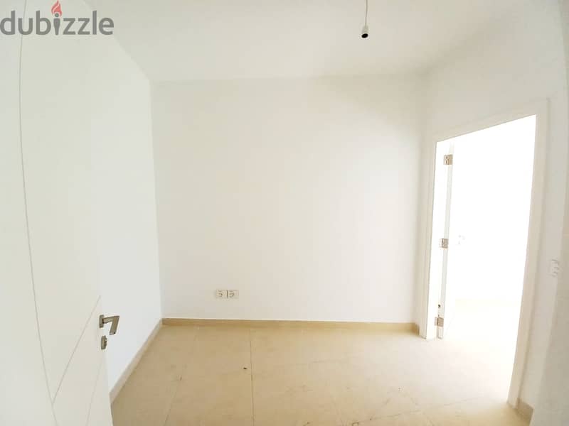 AH22-869 Office for rent in Beirut, Clemenceau,107m2, $900 cash 2