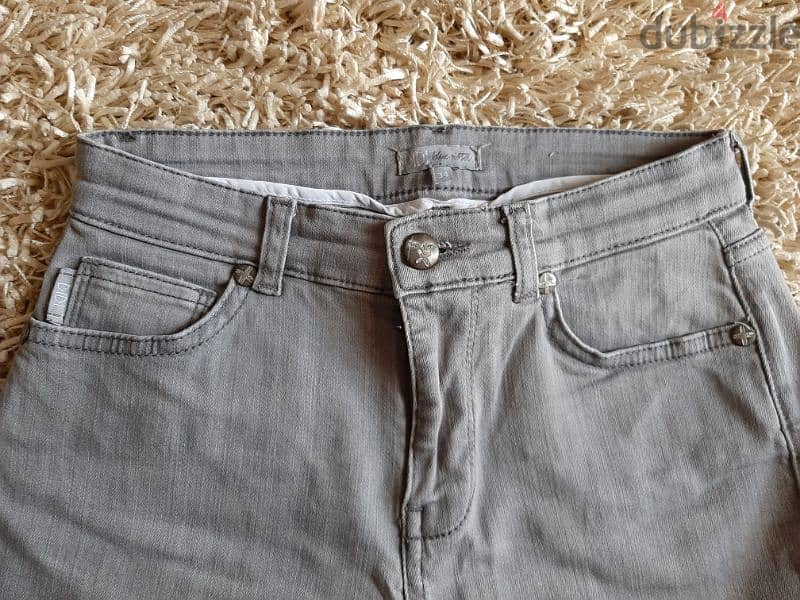 Grey skinny jeans for women size 34 3