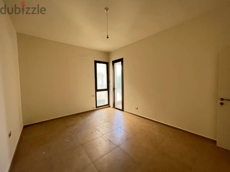 RWB124G - Apartment for sale in Jbeil شقة للبيع في جبيل 4