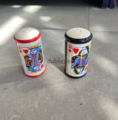 cards salt and pepper