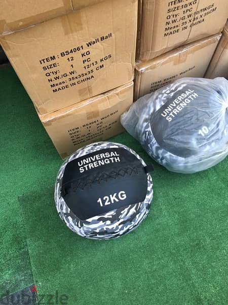 wall ball universal strength new very good quality 70/443573 RODGE 2