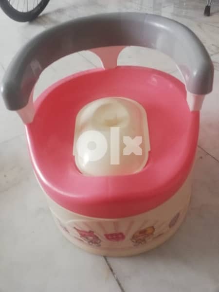 Potty with cover نونو مع غطا 1