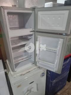 fridge freezer براد مكتب office Chalet