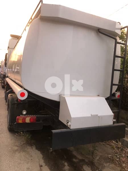 Mercedes actros water tank 9