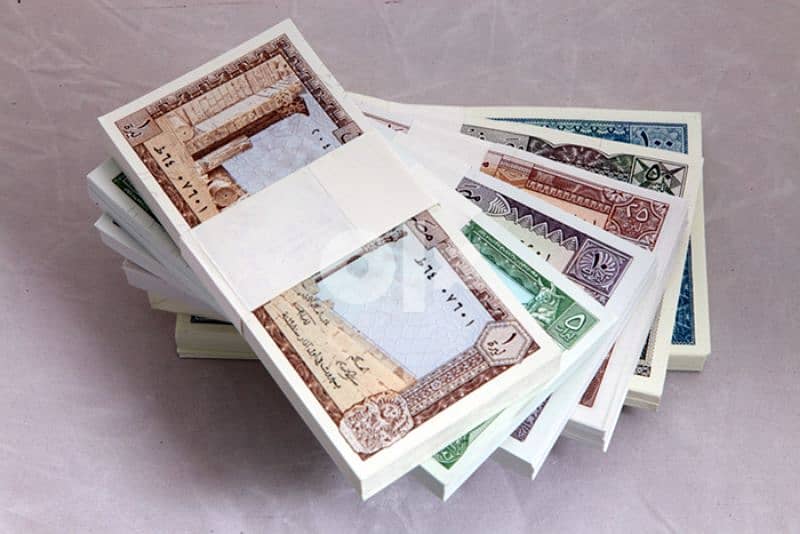 old lebanese paper notes 0