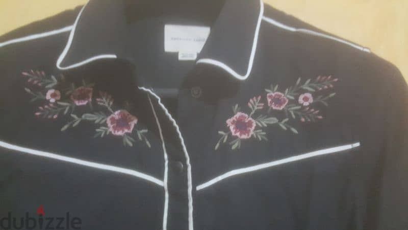 American eagle embroidery shirt p xs  قميص مطرز 1