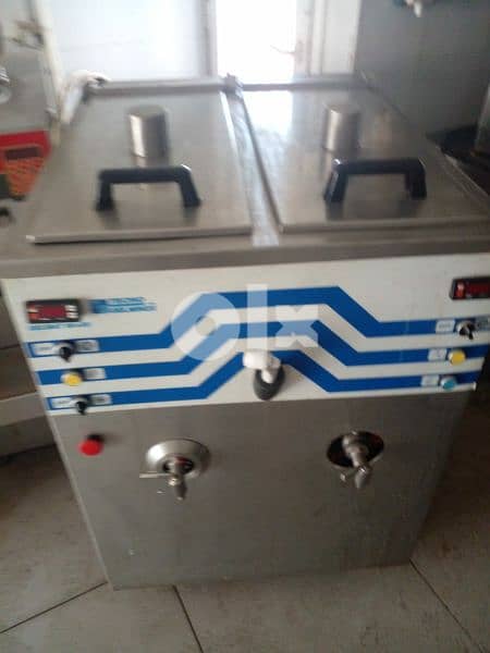 Milk & ice cream cooler machine 120 L 1