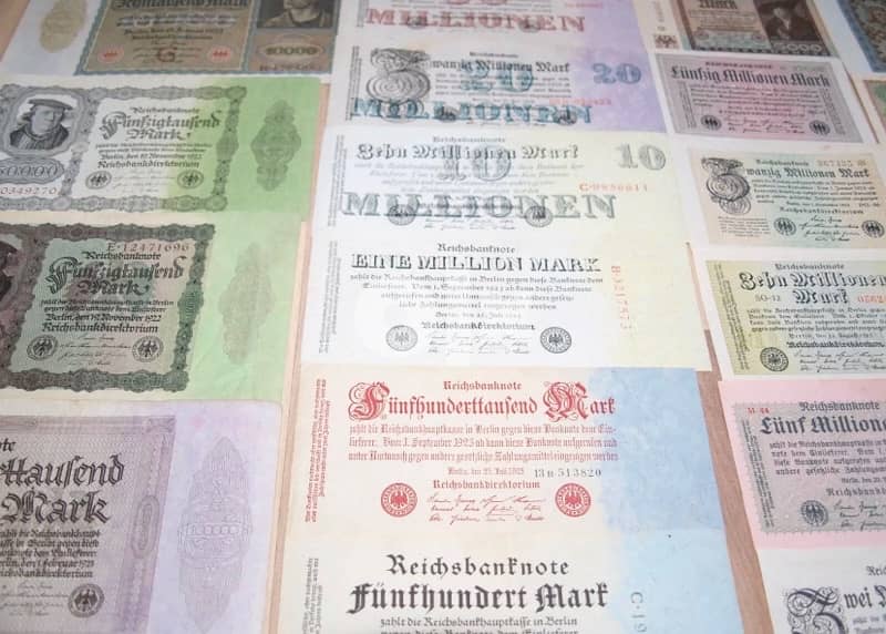 مجموعة كبيرة من العملات المانيا في الحرب العالمية الاولى 2