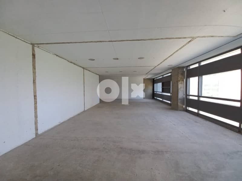 AH22-917 Office for Rent in Beirut, Downtown, 170 m2, $ 3,166 cash 2