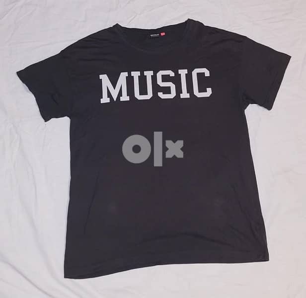 Only Tshirt 0