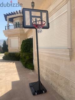 basketball stand 0