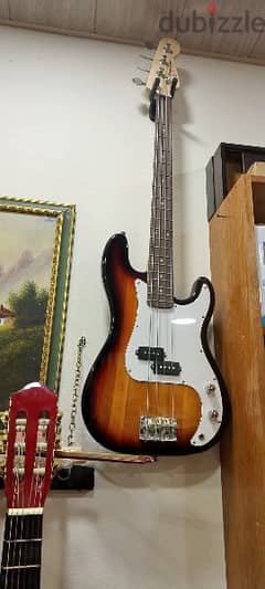 bass guitar new in box with bag free